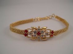 Bracelet Ideas Gold, Diamond Bracelet Design, Gold Necklace Indian Bridal Jewelry, Gold Pendant Jewelry, Gold Ring Designs, Bangles Jewelry Designs, Gold Jewelry Simple