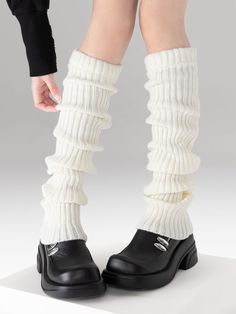 Add a cozy and fashionable touch to your daily outfits with our 70cm Daily Knit Leg Warmers, available in five versatile colors. Comfortable Fall Leg Warmers, Casual Cotton Leg Warmers For Spring, Casual Leg Warmers For Fall, Casual Comfortable Solid Color Leg Warmers, Casual Spring Leg Warmers, Cozy Beige Leg Warmers For Fall, Cozy Cable Knit Leg Warmers For Fall, Winter Solid Color Knitted Leg Warmers, Solid One-size Leg Warmers For Winter