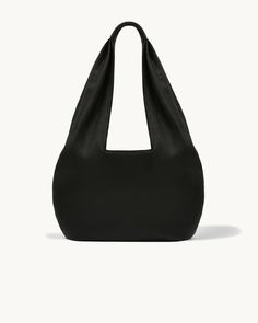 Versatile On-the-go Hobo Bag, Minimalist Black Hobo Bag For On-the-go, Luxury Black Hobo Bag For On-the-go, Black Hobo Bag With Leather Handles For On-the-go, Black Textured Leather Hobo Bag For On-the-go, Black Pebbles, Big Bags, Everyday Carry, 60s Fashion