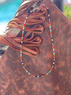 BEAD PATTERNS FOR BRACELETS #BeadPatterns Seed Bead Choker Diy, Seed Bead Western Necklace, Western String Bracelets, Western Seed Bead Jewelry, Western Necklaces Beaded, Western Beaded Bracelets, Seed Bead Necklace Ideas