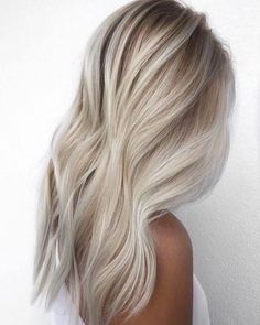 Caramel Blonde Hair Color, Blonde Beard, Caramel Blonde Hair, Winter Blonde, Kadeřnické Trendy, Blonde Wigs, Real Hair Wigs, Frontal Hairstyles