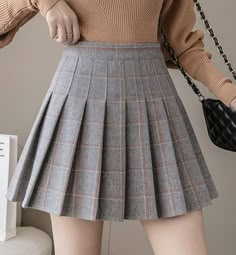 Cute A line plaid short skirtSilhouette: A lineFabric: blendedColor: black, graySize(cm): S, M, L, XL, 2XLS length 40 waist 64M length 40 waist 68&ltp&gtL length 41 waist 72&lt/p&gt&ltbr/&gt&ltp&gtXL length 41 waist 76&lt/p&gt&ltbr/&gt&ltp&gtXL length 42 waist 80&lt/p&gt&ltbr/&gt Throwback Thursday Outfits, Skirt With Black Tights, Harajuku Skirt, Thursday Outfit, Winter Mini Skirts, Pleated Skirt Pattern, Grey Pleated Skirt, Goth Vintage, Skater Skirts