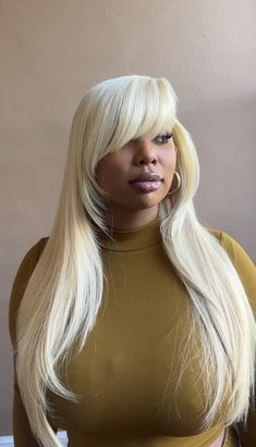 30in 613 Wig, Blonde Closure Quick Weave, Blonde Layered Wig Black Women, 2 Tone Color Hair, Side Part Feathered Bangs, Elegant Blonde Hairstyles, Blonde With Bangs Black Women, Honey Blonde Bangs Black Women, Blonde Bun Black Women