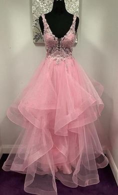 Fitted Homecoming Dresses, Brides Maid Gown, One Shoulder Homecoming Dress, Bride Maids, Fem Fashion, Prom Dress With Lace, Dress With Lace Top, Long Ball Gown, Lace Long Prom Dress