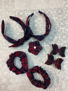 Plaid 37 Bundle Back to school hair Bows. A beautiful set of Uniform fabric School Hair bows Back To School Uniform, White Uniform, School Hair Bows, School Hair, Back To School Hairstyles, Saint John, Girl Hair Bows, Girls Hair, Hairstyles For School