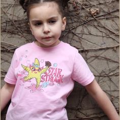 100% Fine Cotton Jersey Cute Short Sleeve T-shirt With Star Print, Pink Star Print Short Sleeve T-shirt, Pink Short Sleeve T-shirt With Star Print, Pink Tee Shirt, Fish Graphic, Star Fish, Pink Tee, Starfish, Pickles