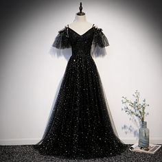 Sock Aesthetic, Arcana Apprentice, Alt Prom, Emo Prom, Lace Long Prom Dress, Tulle Long Prom Dress, Prom Inspiration, Magic Dress, Beautiful Witch