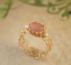 Crochet Ring, Unique Gold Jewelry Designs, Golden Rings, New Gold Jewellery Designs, Modern Gold Jewelry, Jewelry Set Design, Gold Bridal Jewellery Sets, Wire Crochet, Gold Rings Fashion