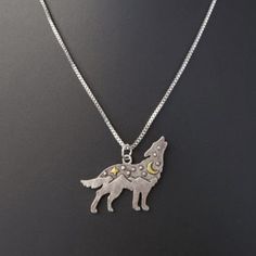 Howling Wolf With Moon & Stars Pendant Necklace - New Pendant Measures About 1 & 1/8" Long. Chain Measures About 18" Long + An Extender. Gold Key Necklace, Silver Cat Pendant, Shell Beads Necklace, Star And Moon Necklace, Stainless Steel Cross Pendant, Wolves Pendants, Gold Moon Necklace, Wolf Necklace, Flower Charm Necklace