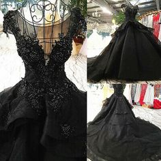 Black Queen Birthday Quotes, Queen Birthday Quotes, Black Wedding Dresses Gothic, Drag Queen Outfits Ideas, Wedding Dresses Gothic, Medieval Vampire, Layered Wedding Dresses, Goth Wedding Dresses, Black Wedding Dress Gothic