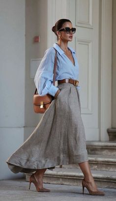 Maxi Skirt Outfit Tshirt, Khaki Shirt Dress Outfit, Dramatic Essence Outfits, 2024 Summer Fashion Trends, Fall Photoshoot Outfits For Women, Casual Maxi Skirt Outfit, Outfit Pajamas, Modern Fits, Amazon Skincare