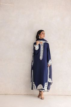 Crochet Cable Knit, Pakistani Culture, Traditional Gowns, Boy Newborn, Casual Indian Fashion, Crochet Cable