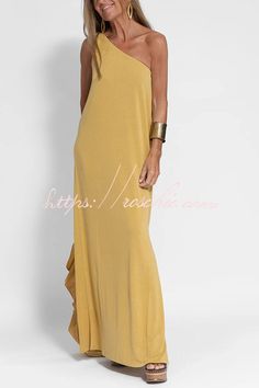 Chic Longline Maxi Dress For Party, Chic Stretch Maxi Dress For Vacation, Stretch Longline Maxi Dress For Summer, Stretch Solid Color Maxi Dress For Date Night, Stretch Maxi Dress With Split Design For Date Night, Chic Beach Maxi Dress With Split Design, Chic Longline Maxi Dress For Day Out, Chic Maxi Dress With Split Design For Beach, Stretch Solid Color Maxi Dress For Beach