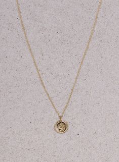 ALANA MARIA JEWELLERY - Featuring their plain chain, this gorgeous necklace is an everyday staple. This alluring design is the perfect touch to any outfit, exuding understated elegance this pendant necklace is timeless. 18 inches - 45.70 cm - Featuring our 14k gold-filled plain chain- Clasp fastening - Gold vermeil pendant Elegant Tarnish-resistant Medallion Necklace, Everyday Delicate Chain Necklace With Initial Pendant, Everyday Tarnish Resistant Flower Pendant Jewelry, Everyday Tarnish Resistant Flower Pendant Necklace, Everyday Tarnish-resistant Flower Pendant Jewelry, Everyday Tarnish-resistant Flower Pendant Necklace, Classic Jewelry With Delicate Chain Medallion, Everyday Medallion Chain Necklace With Adjustable Chain, Everyday Yellow Gold Necklace With Coin Pendant