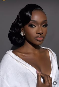 Black Bride Wedding, Bride Wedding Makeup, Wedding Makeup Ideas, Black Bride, Prom Hairstyles, Bride Wedding, Makeup Ideas, Wedding Makeup, African American