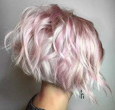 Frost Color Hair, Short Blonde Hair With Colored Tips, Short Hairstyles 2023 Trends, Haircuts 2023 Short, Grey And Pink Hair, Grey Hair With Pink Highlights, Pink And Grey Hair, Silver And Pink Hair, Pink Grey Hair