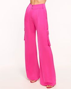 For a work event or ladies night out, the Rumer is beautifully crafted with silky satin charmeuse for a polished fit. These high waist trousers have metallic snaps across the waistline and side pockets, delivering a utilitarian touch suitable for any occasion.Size & Fit – This style runs small, we suggest sizing up