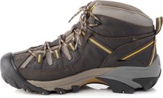 Rack up the miles  trek through puddles and keep your feet dry in the KEEN Targhee II Mid waterproof hiking boots. The rugged outsoles bite into the trail and the mid-cut height supports your ankles. Rugged Waterproof Boots For Trail Running, Brown Waterproof Boots With Reinforced Toe For Trail Running, Waterproof Brown Boots For Trail Running, Keen Boots, Waterproof Hiking Shoes, Hiking Boots Women, Waterproof Hiking Boots, Black Olive, Dog Walker