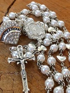 Quinceanera Stuff, Quinceanera Gifts, Quinceanera Jewelry, Aquarius Gifts, Rosary Jewelry, Rosary Beads Catholic, Beaded Rosary, Army Gifts, Pearl Rosary