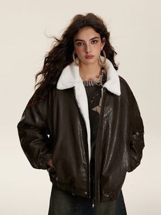 DETAILS

-Shell: 100% PU.
-Lining: 100% Polyester.
-Clothing details: Fur Collar.
SIZE GUIDE Top Streetwear Brands, Top Streetwear, Clothing Details, Clothes Shopping, Fur Collar, Fur Collars, Street Style Outfit, Online Shopping Clothes, Fashion Clothes