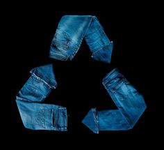 Denim Photography Photo Shoots, Content Branding, Recycled Gold Jewelry, Denim Aesthetic, Jeans Aesthetic, Textile Recycling, Houses In France, Store Design Boutique