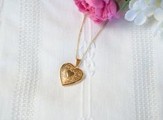 Surprise your loved one with this beautifully designed Heart Locket Necklace.  It's the perfect keepsake gift for your girlfriend, wife, mother, grandmother, or grandkid. Show them some love with this unique and elegant necklace. * How To Order 1. Choose the Color & Length 2. Select initials, if you do not want any initial, select "NONE" (UPPER CASE and HEART Shape Available) if you want LOWERCASE please message me BEFORE placing the order!) 3. Add to cart and submit order :) * Pendent: Ion Plat Silver Heart Locket, Gold Heart Locket, Gift For Your Girlfriend, Heart Locket Necklace, Gift For Her Birthday, Pendent Necklace, Elegant Necklace, Personalized Gifts For Her, Gifts For Your Girlfriend