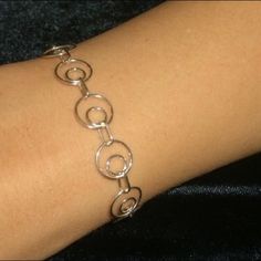 Handmade By Me. 6 1/4” Double Round Sterling Silver Bracelet With Lobster Claw Clasp. Wrap Around Bracelets, Diy Wire Bracelet, Silver Arm Cuff, Shifting Closet, Copper Wire Bracelet, Silver Wire Jewelry, Wire Jewelry Patterns, Wire Wrapped Stone Jewelry, Round Bracelet