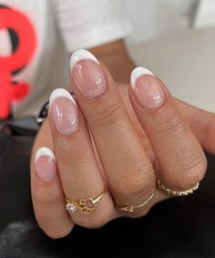 Kutek Disney, Smink Inspiration, Simple Gel Nails, Basic Nails, French Tip Acrylic Nails, Makijaż Smokey Eye, Oval Nails, Neutral Nails, Girls Nails