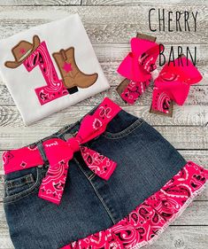 Cowgirl Birthday Party Outfit, Western Birthday Outfit, Cowgirl Party Decorations, Party Jeans, Barn Party, Rodeo Party, Pageant Wear, Farm Themed Birthday Party, Western Birthday