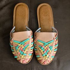 True Craft Multi-Color Pastel Bermuda Sandal | W | Sz. 7.5 #Mint #Peach #Yellow #Tan #Boho No Box For Shoes Nwot Boho Chic Retro Closed Toe Sandals For Beach, Multicolor Round Toe Mules For Summer, Yellow Synthetic Mules With Round Toe, Multicolor Slip-on Beach Mules, Multicolor Slip-on Mules For Beach, Yellow Flat Casual Mules, Retro Flat Sandals For Spring, Casual Synthetic Huarache Sandals For Spring, Spring Retro Flat Sandals