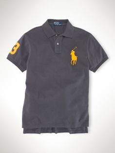 Mens Outdoor Fashion, Work Polo Shirts, Polo Shirt Outfits, Tee Shirt Fashion, Mens Fashion Wear