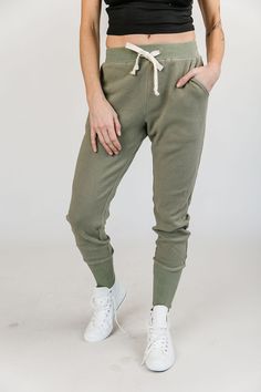 Elastic drawstring waist Elastic banded cuff Side pockets Super soft waffle knit fabric ﻿We recommend sizing up for a looser fit. Knit Joggers Outfit, Knit Joggers, Sleek Aesthetic, Girls Joggers, Trendy Blouse, Joggers Outfit, Trendy Blouses, Trouser Pants Women, Clothing Company