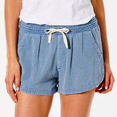 Rip Curl Classic Surf Short WOMEN - Clothing - Shorts Rip Curl Surf Shorts, Warm Jacket, Shop Mens Clothing, Beach Shorts, Rip Curl, Mens Swimwear, The Sand, Relaxed Style, Welt Pockets