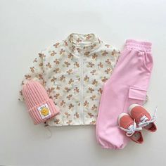 Casual Floral Print Sets With Long Sleeves, Cute Printed Cotton Set, Cute Cotton Outerwear For Fall, Casual Outerwear With Cartoon Print, Trendy Cartoon Print Fall Outerwear, Pink Cotton Sets With Pockets, Casual Cartoon Print Outerwear For Spring, Casual Outerwear With Cartoon Print For Spring, Cute Cotton Outerwear For Playtime