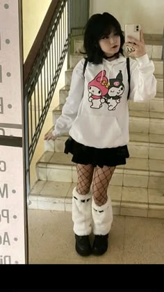 Cutegore Outfits, Dark Kawaii Outfits, Otaku Outfit, Kiss Clothes, Cutesy Outfit, Dark Pastel, Nerd Outfits, Estilo Dark