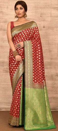 Red and Maroon color Saree in Banarasi Silk, Silk fabric with Weaving work Red Traditional Wear For Marriage, Red Traditional Marriage Wear, Traditional Cutdana Dupatta For Marriage, Traditional Festive Marriage Wear, Bollywood Style Saree For Marriage, Red Festive Lehenga For Marriage, Bollywood Style Dupatta With Pallu For Marriage, Festive Anarkali Traditional Wear For Marriage, Anarkali Dupatta For Marriage And Festive Occasions