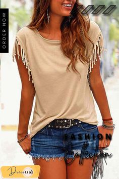 Short-sleeve Loose Tassel T-shirt(3 Colors) Shirt Weaving, T Shirt Weaving, Tassel Shorts, Outfit Chic, Cut T Shirt, Creation Couture, Round Neck Tops, Loose Tops, Fringe Trim