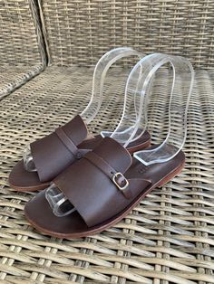 FREE AUSTRALIA WIDE SHIPPING. 100% leather, handmade slide sandal with silicon padding, for comfort. Thick band slide, with metal buckle. Chocolate brown leather. Handmade Leather Sandals, Leather Sandals Handmade, Handmade Leather, Metal Buckles, Slide Sandals, Chocolate Brown, Leather Handmade, Women's Shoes Sandals, Leather Sandals