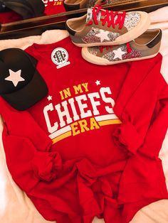 Get ready for game day in style with our In My Chiefs Era sweatshirt! Made from soft and comfy materials, this sweatshirt is perfect for any football fan. Whether you're watching the Super Bowl or just looking for a cute and stylish way to show off your love for the Chiefs, this sweatshirt has got you covered. Get NFL ready with our Chiefs Era sweatshirt! Unisex sizing and fit SPECIAL CARE - WASHING INSTRUCTIONS: Hand washing and air drying are always best for these items. Wash on delicate, cold Kansas City Chiefs Game Day Outfit, In My Chiefs Era, Chiefs Game Day, Chiefs Game, Bag Patches, Sequined Sweatshirt, The Chiefs, Team Cap, Kc Chiefs