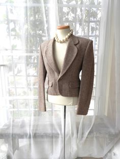 Vtg 1970's Brown Tweed Blazer|Vtg Victorian Style Wool Blazer|Vtg J.G. Hook Shortie Blazer sz 6 by aflairfordrama on Etsy Tweed Suit Women, Ladies Blazers, Brown Tweed Blazer, Tweed Pattern, Brown Tweed, Style Blazer, Herringbone Tweed, Brown Suits, Tweed Suits