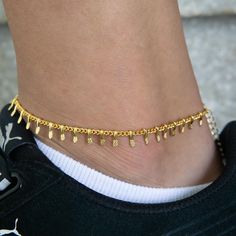 Gorgeous Gold Chain Anklet ✏️DESCRIPTION * Gold Plated Dangle Chain * Spring clasp and finding are Gold plated ✂️HOW TO ORDER * Choose your length in the Drop Down Menu ⚪️For more Anklets like this, enter here: http://etsy.me/2vW0xrV 🔸Additional information about Gold, Rose Gold & Rhodium Plated Jewelry 🔸 To get the most out of your plated jewellery please avoid any contact with aerosols, perfumes, liquids like shampoo, hand soaps, lotions. oils, sea water, pool water, chemicals etc. Pleas Metal Dangle Anklets As Gift, Dangle Anklets For Parties, Trendy Gold Anklets For Festivals, Gold Dangle Anklets As Gift, Gold Dangle Anklets For Gift, Gold Metal Anklets For Festivals, Gold Chain Metal Anklet For Gift, Yellow Gold Adjustable Chain Anklets As Gift, Gold Dangle Anklets With Adjustable Fit