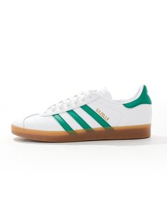 Zapatos, botas y zapatillas de deporte de adidas Originals Abróchate los cordones y sal a la calle Diseño de corte bajo Cierre con cordones Lengüeta y tobillo acolchados Detalle distintivo de adidas Originals Suela de goma Suela texturizada antideslizante Adidas Branding, Adidas Originals Gazelle, Fitness Challenge, Mens Sportswear, Profile Design, Sneaker Collection, Casual Sneakers, Shoes Boots, Low Profile