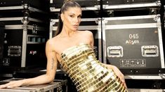 R$20,000 gold dress wins over celebrities and becomes a highlight in the fashion world – Fashion news update, latest outfit for winter,…