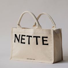 Branded Tote Bags, Sacs Tote Bags, Creation Couture, Mini Tote Bag, Eco Bag, Bag Packaging, 가을 패션, Mini Tote, Small Wallet