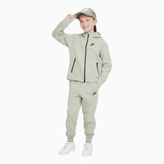 nike-kids-sportswear-tech-fleece-tracksuit-fd2979-370-fd2975-370 Jordan Shop, Cheat Code, Kids Sportswear, Color Jade, Snow Cone, Jersey Jacket, Viktor & Rolf, Tank Top Bras, Warming Up