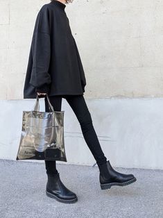 Underground Clothing, My Clothes, All Black Outfit, Mode Style, Womens Fashion Trends, Outfits Casuales, Beautiful Outfits