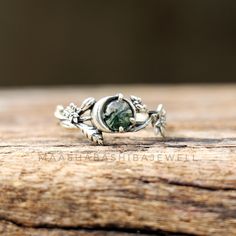 Silver Branches Ring, Moss Agate Ring, Celestial Rirng, 925 Sterling Silver Ring, Unique Branch  Ring, Leaves Ring, Anniversary Gift For Her 》D E T A I L S《 Gemstone: Natural Moss Agate Gem Color: Green Gem Shape: Round Gem Category: Cabochon Metal: 925 Sterling Silver Purity: 925 Parts Per 1000 Setting Type: Prong Silver Polish: High Ring Size: All Size Available Please note that there Can be slight variations in stone texture and color shades in the actual product that you receive. The stone q Ring Moss Agate, Leaves Ring, Branch Ring, Moss Agate Ring, Green Gems, Leaf Ring, Stone Texture, Agate Ring, Anniversary Gift For Her