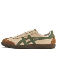 Onitsuka Tiger Tokuten 'Beige Green' 1183C086-250 Vintage Beige Sneakers For Sports, Tiger Shoes, Photographie Indie, Onitsuka Tiger Mexico 66, Mexico 66, Funky Shoes, 사진 촬영 포즈, Green Sneakers, Sneakers Mode