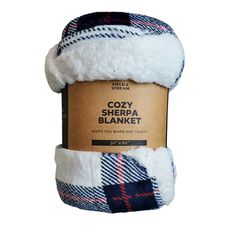 the cozy sherpa blanket in blue and white