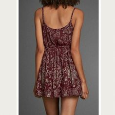 Nwt Abercrombie Dress - Adjustable Straps - Great Color For All The Upcoming Holidays. Burgundy Floral Print Summer Dress, Casual Burgundy Summer Dress, Summer Burgundy Dress For Brunch, Flowy Burgundy Dresses For Summer, White Satin Midi Dress, Abercrombie Dress, Tie Strap Dress, Skort Dress, Abercrombie And Fitch Dresses